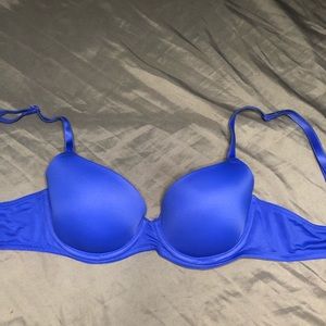 2/$22 PINK 34A Wear Everywhere Lightly Lined Bra